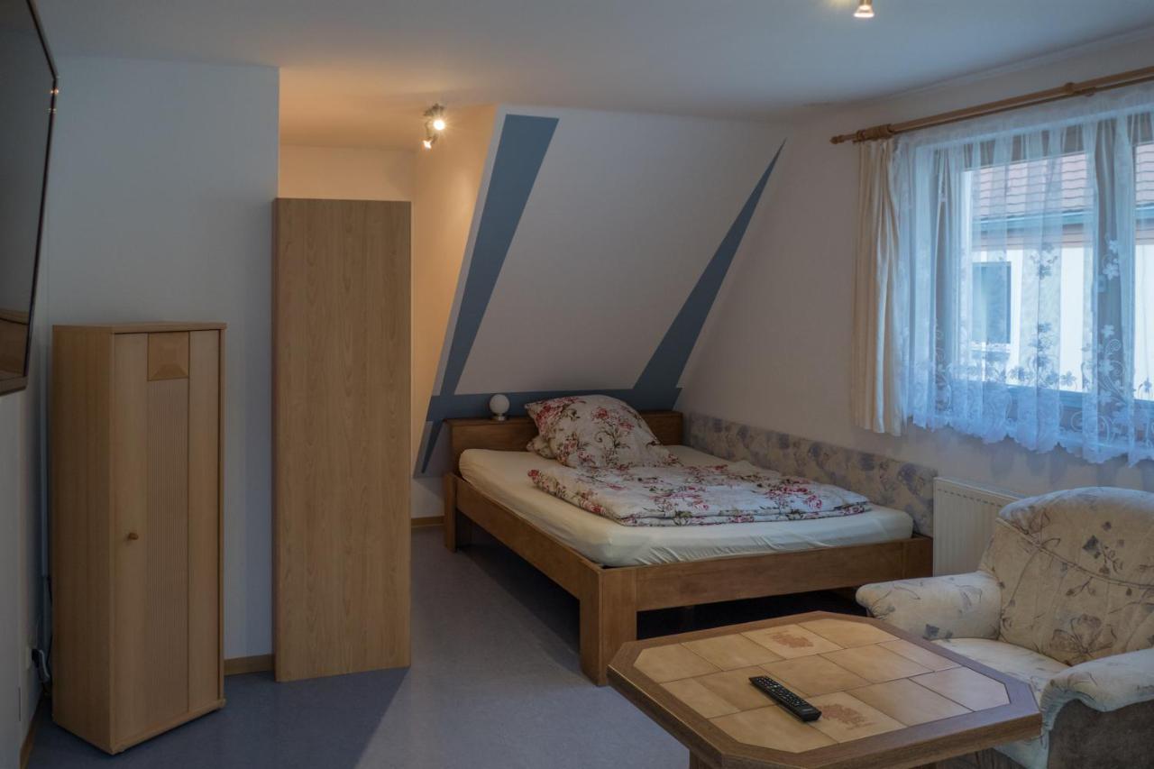 Hundemuede In Dresden Appartement Buitenkant foto